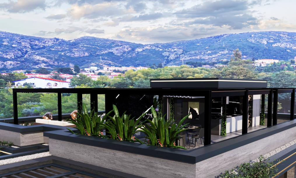 Satılık 4+1  Oyun odası , Sinema odası , özel fitness ve Sauna ,  terasta yaşam alanı Süper Lüks Villa – Girne Ozanköy–-5