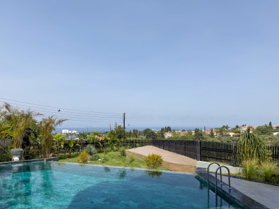 Satılık 4+1  Oyun odası , Sinema odası , özel fitness ve Sauna ,  terasta yaşam alanı Süper Lüks Villa – Girne Ozanköy–