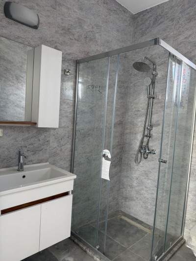 LEFKOŞA / YENİŞEHİR BÖLGESİNDE TAŞINMAYA HAZIR 2+1 DAİRE