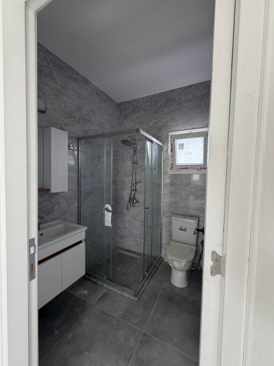 LEFKOŞA / YENİŞEHİR BÖLGESİNDE TAŞINMAYA HAZIR 2+1 DAİRE